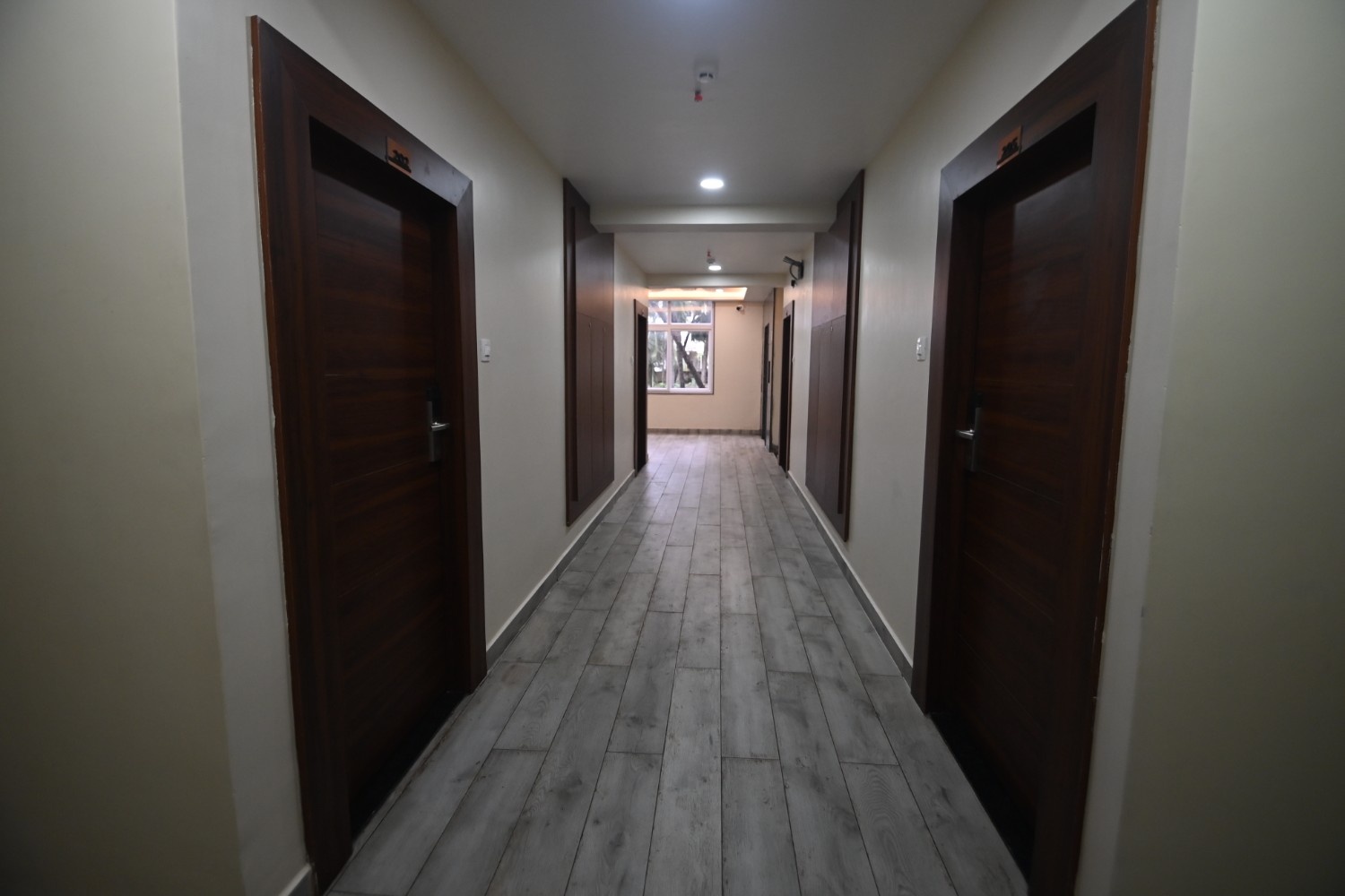Accommodation or surrounding attraction photograph index 13