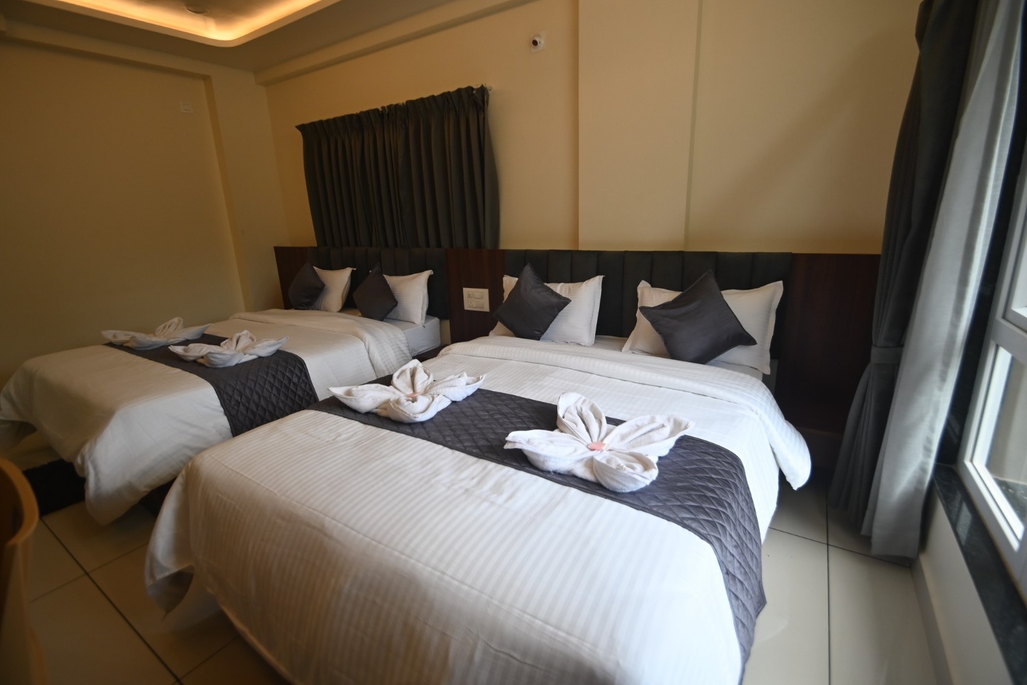 Accommodation or surrounding attraction photograph index 21