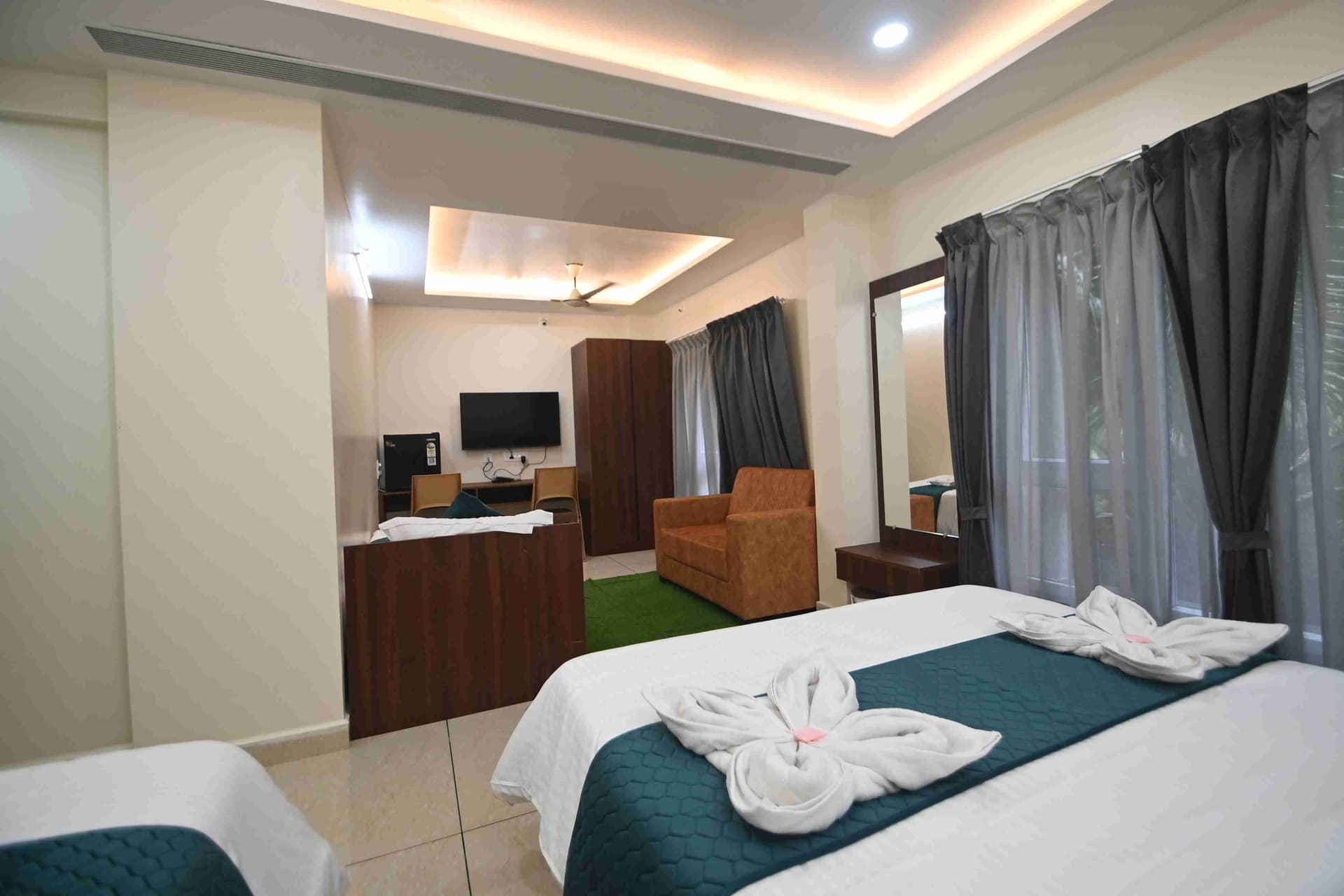 Refined homestay room at SHREE HARI RESIDENCY Murdeshwar
